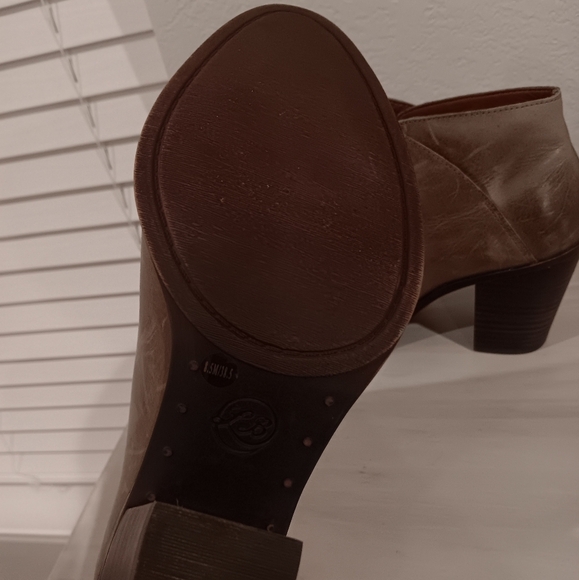 Lucky Brand leather Bootie size 8.5 - Picture 5 of 8